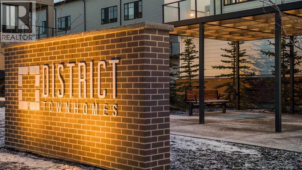 834 81 Street SW|Calgary, Alberta T3H6B1