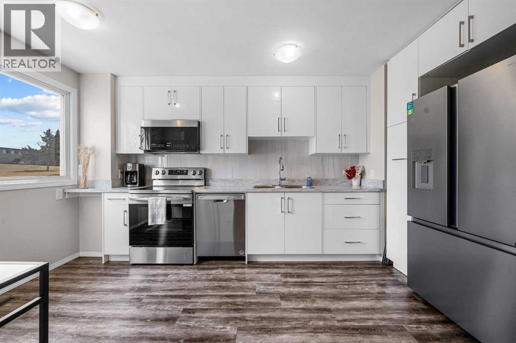 Property image for 389, 2211 19 Street NE|Calgary, Alberta T2E4Y5