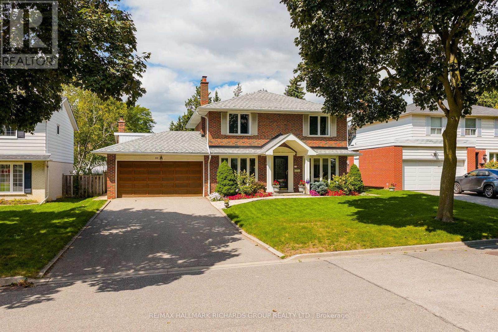 Property image for 30 SKYVIEW CRESCENT|Toronto (Henry Farm), Ontario M2J1B8