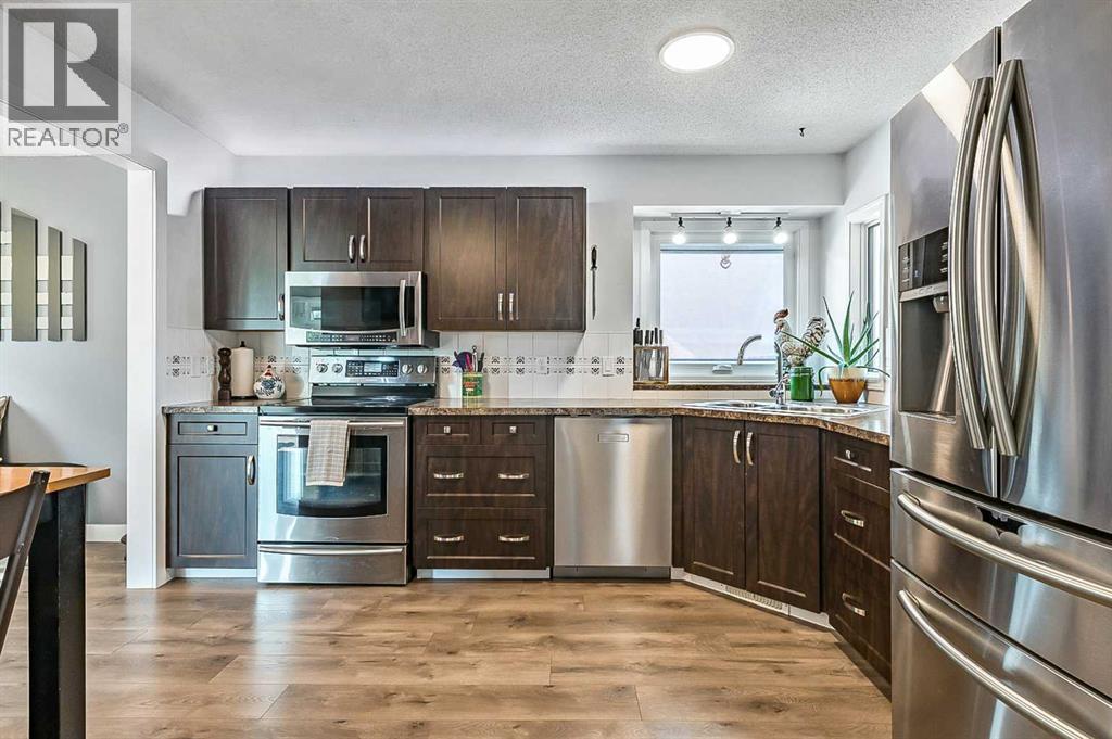 Property image for 72 Beaconsfield Way NW|Calgary, Alberta T3K1X1