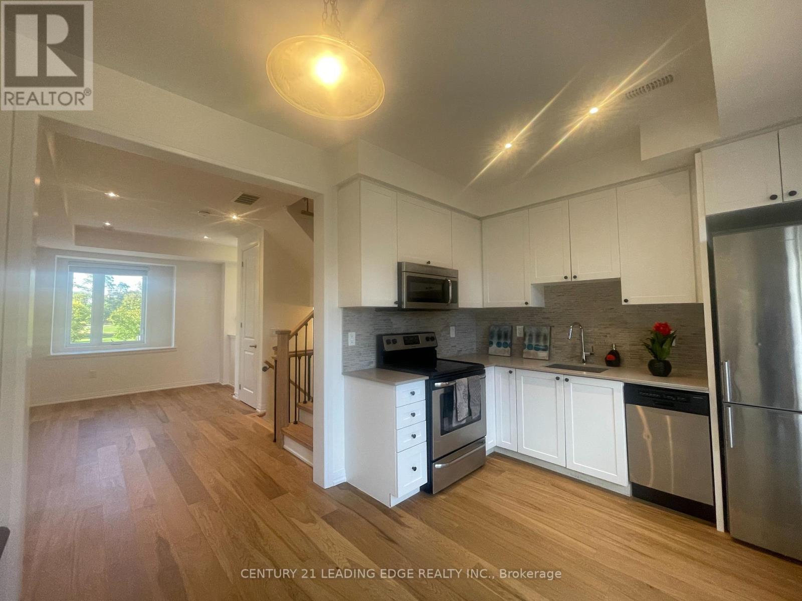 Property image for 3 LOCUST LODGE GARDENS|Toronto (Downsview-Roding-CFB), Ontario M3K0B2