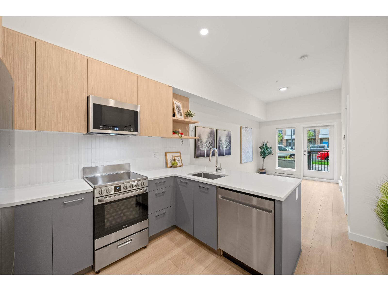 Property image for 124 10777 138 STREET|Surrey, British Columbia V3T0T5