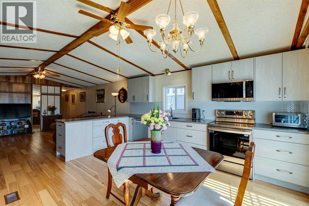 101, 99 Arbour Lake Road NW|Calgary, Alberta T3G4E4