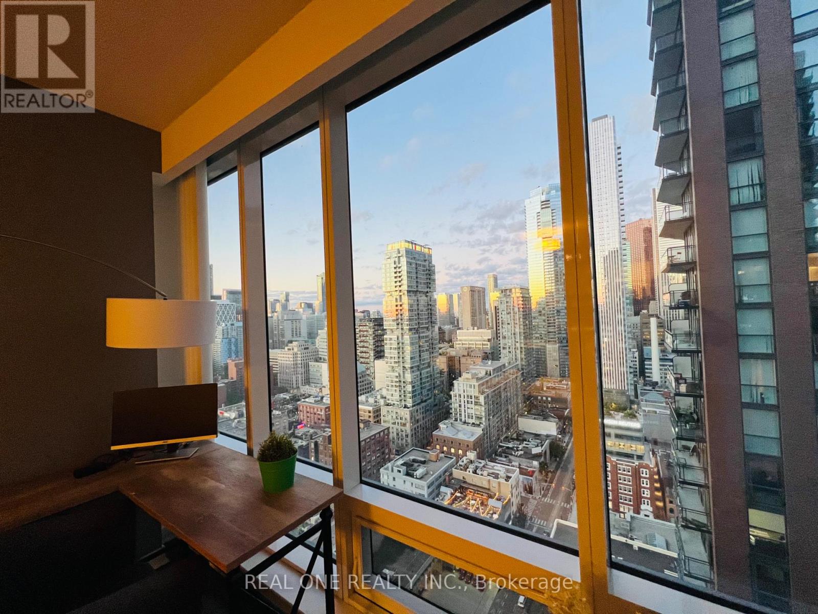 3106 - 295 ADELAIDE STREET W|Toronto (Waterfront Communities), Ontario M5V0L4