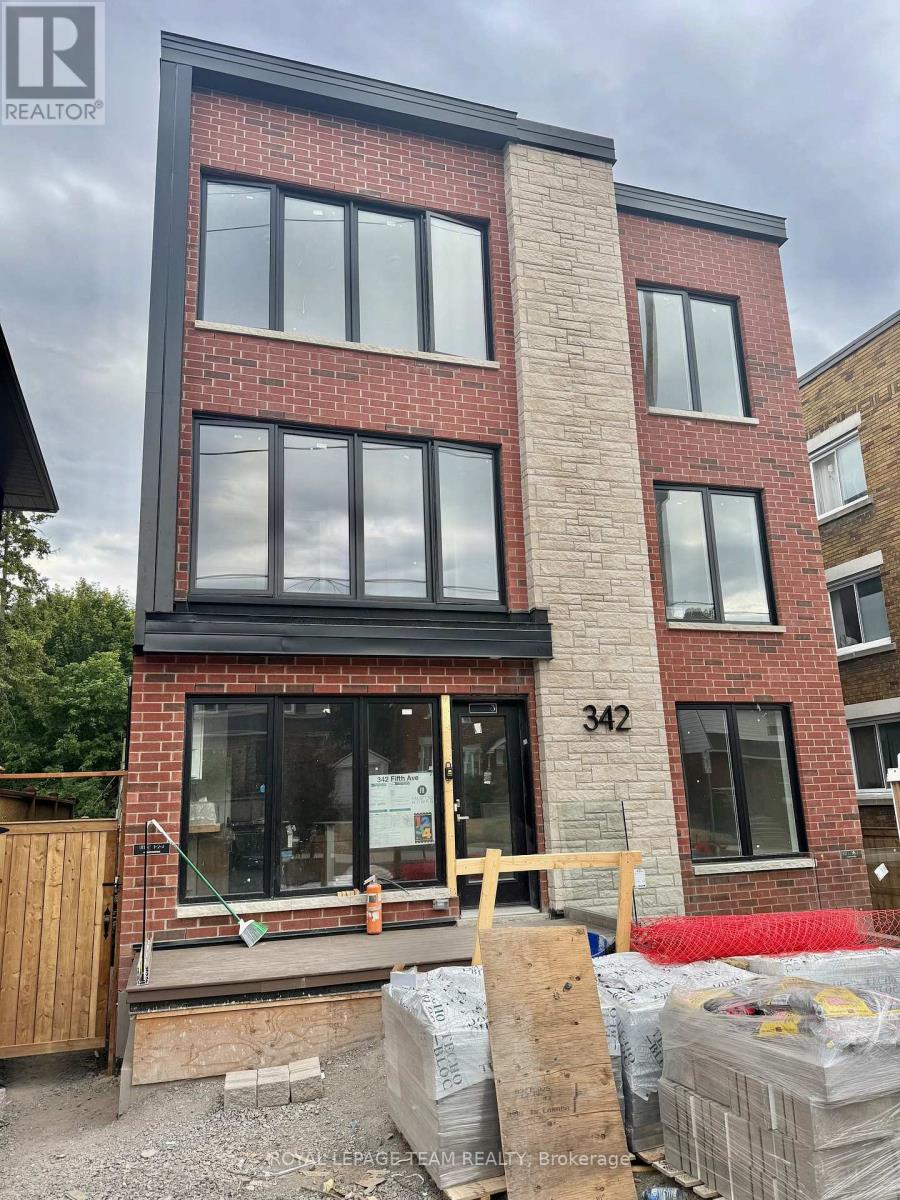 7 - 342 FIFTH AVENUE|Ottawa, Ontario K1S2N7