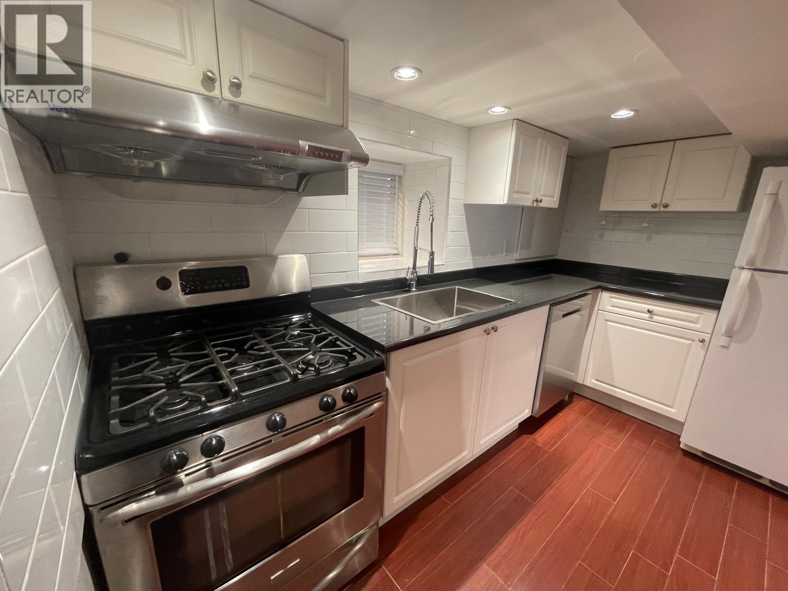 Property image for 7828 PRINCE A|Vancouver, British Columbia V3N3C1