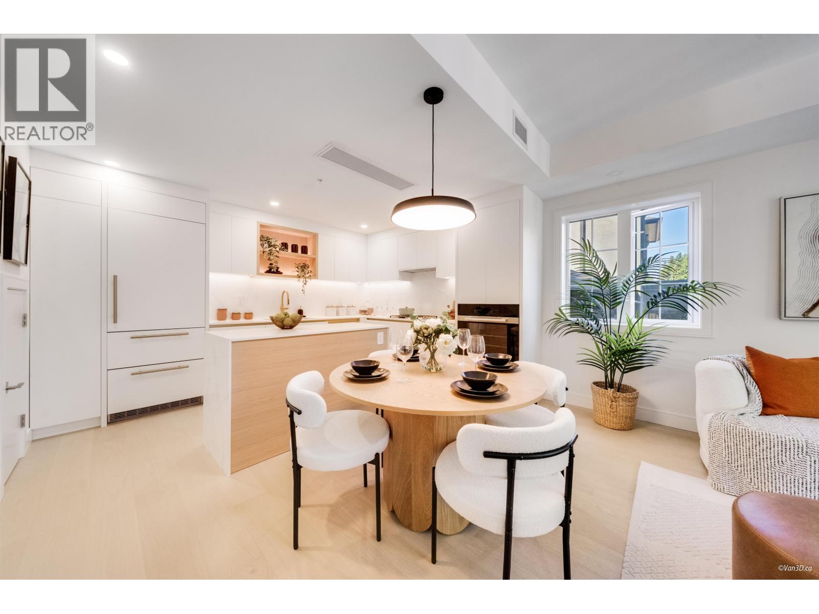 106 918 W 32ND AVENUE|Vancouver, British Columbia V5Z2K2
