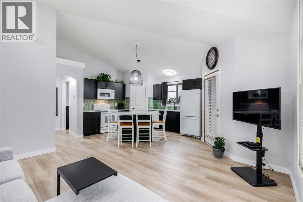 201, 11 Everridge Square SW|Calgary, Alberta T2Y5J5