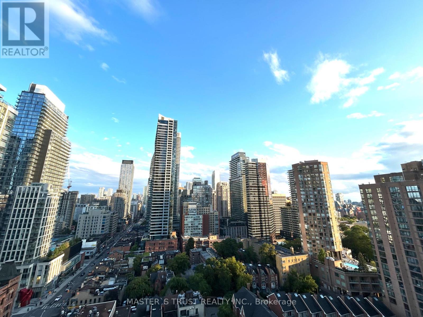 Property image for 1702 - 75 ST NICHOLAS STREET|Toronto (Bay Street Corridor), Ontario M4Y0A5