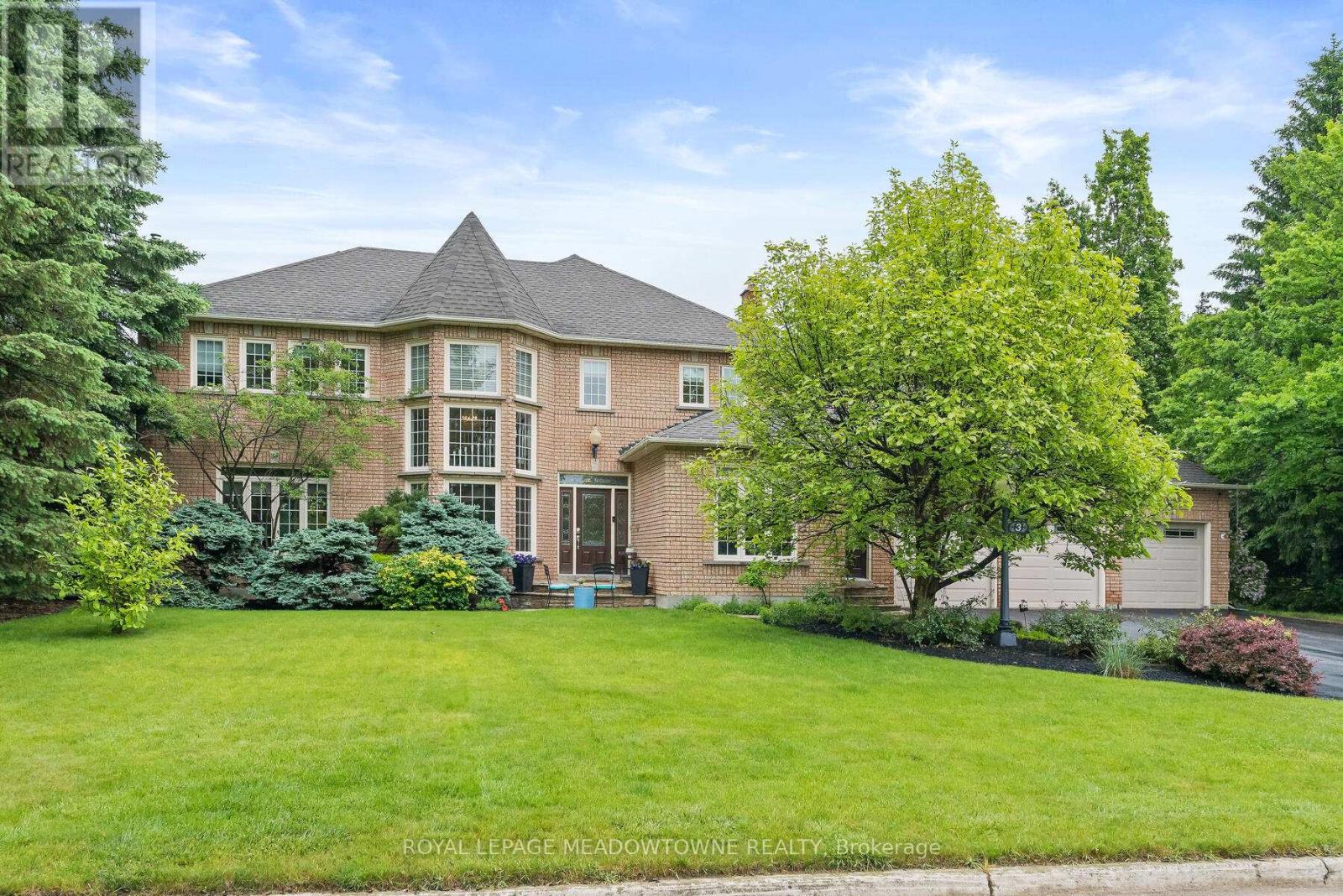 Property image for 3 THOMAS COURT|Halton Hills (Georgetown), Ontario L7G5G7