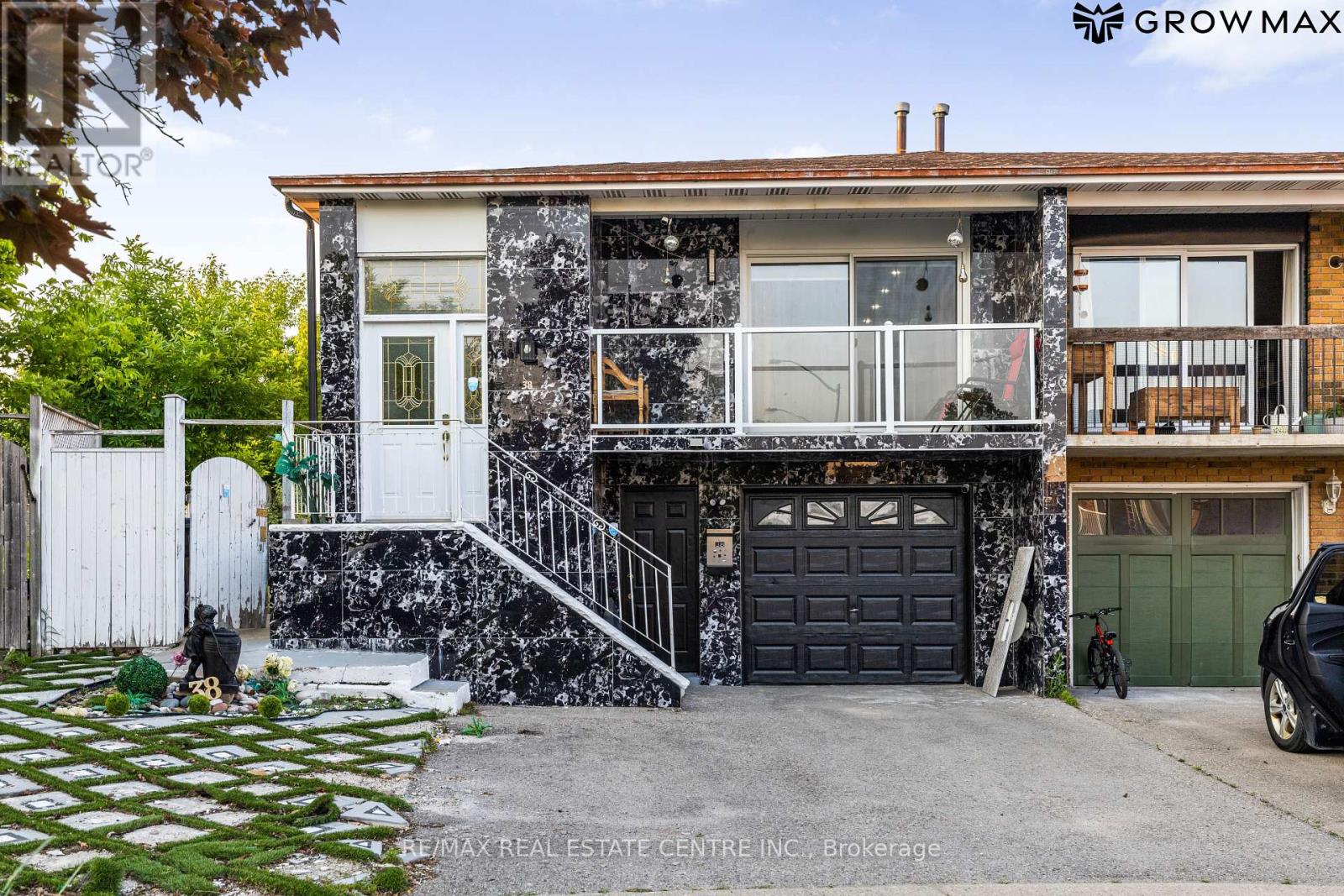 38 ELDERWOOD PLACE|Brampton (Brampton North), Ontario L6V3N3