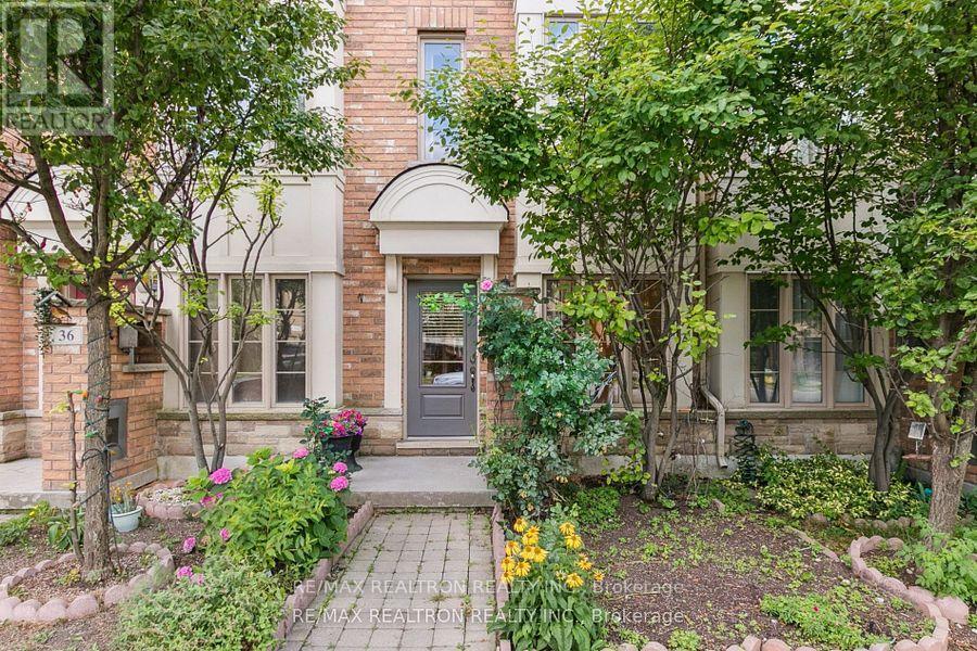 38 LILY CUP AVENUE|Toronto (Clairlea-Birchmount), Ontario M1L0H4