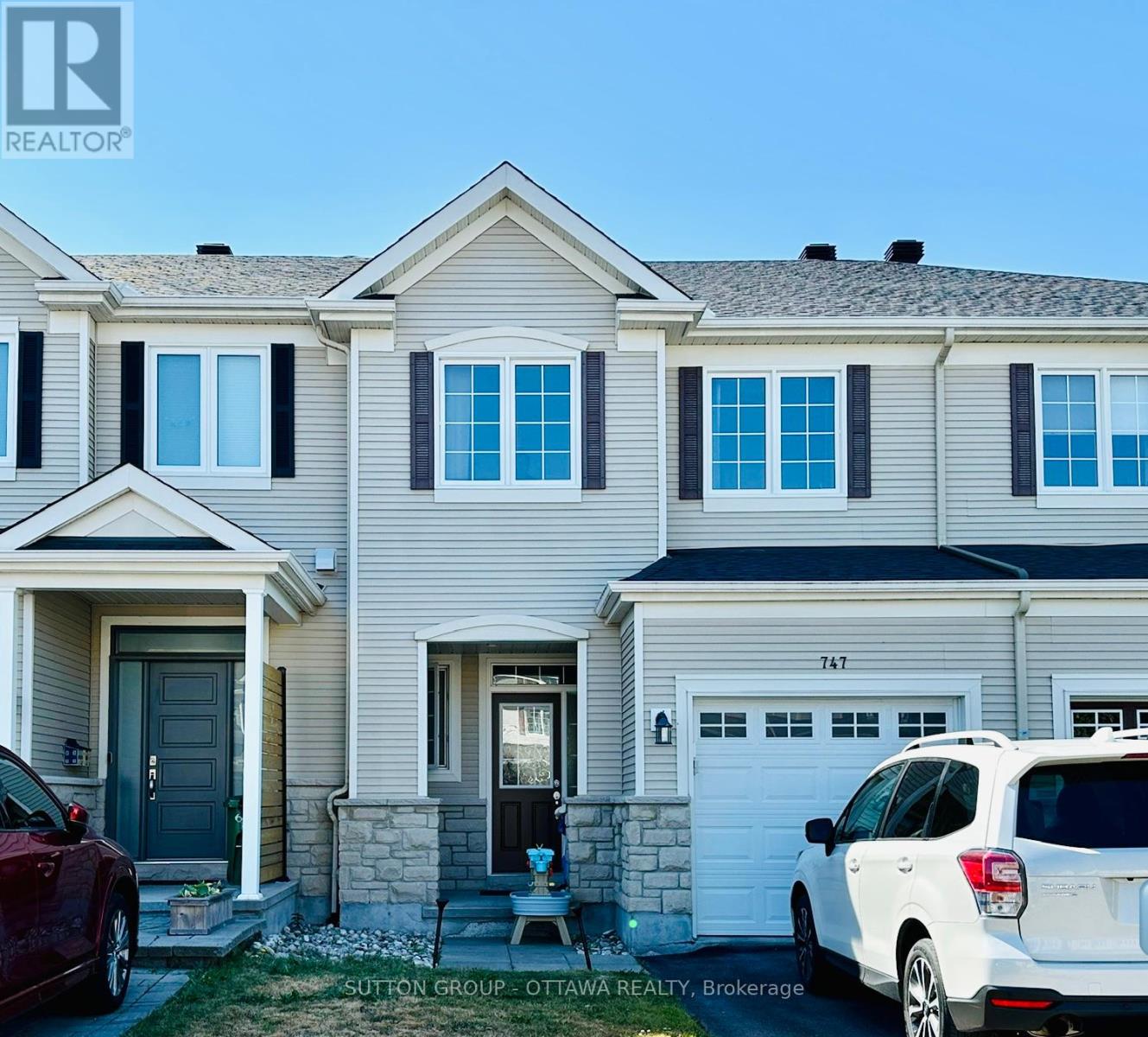 747 OAKGLADE AVENUE|Ottawa, Ontario K2M0B5