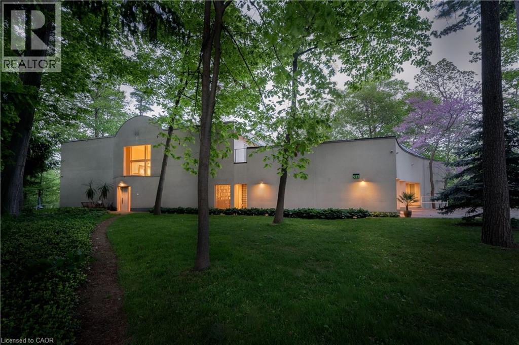 937 WHITTIER Crescent|Mississauga, Ontario L5H2X4