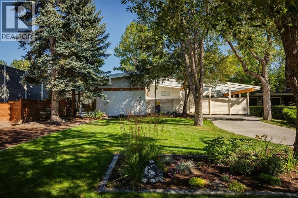 Property image for 1432 Chardie Place SW|Calgary, Alberta T2V2T6
