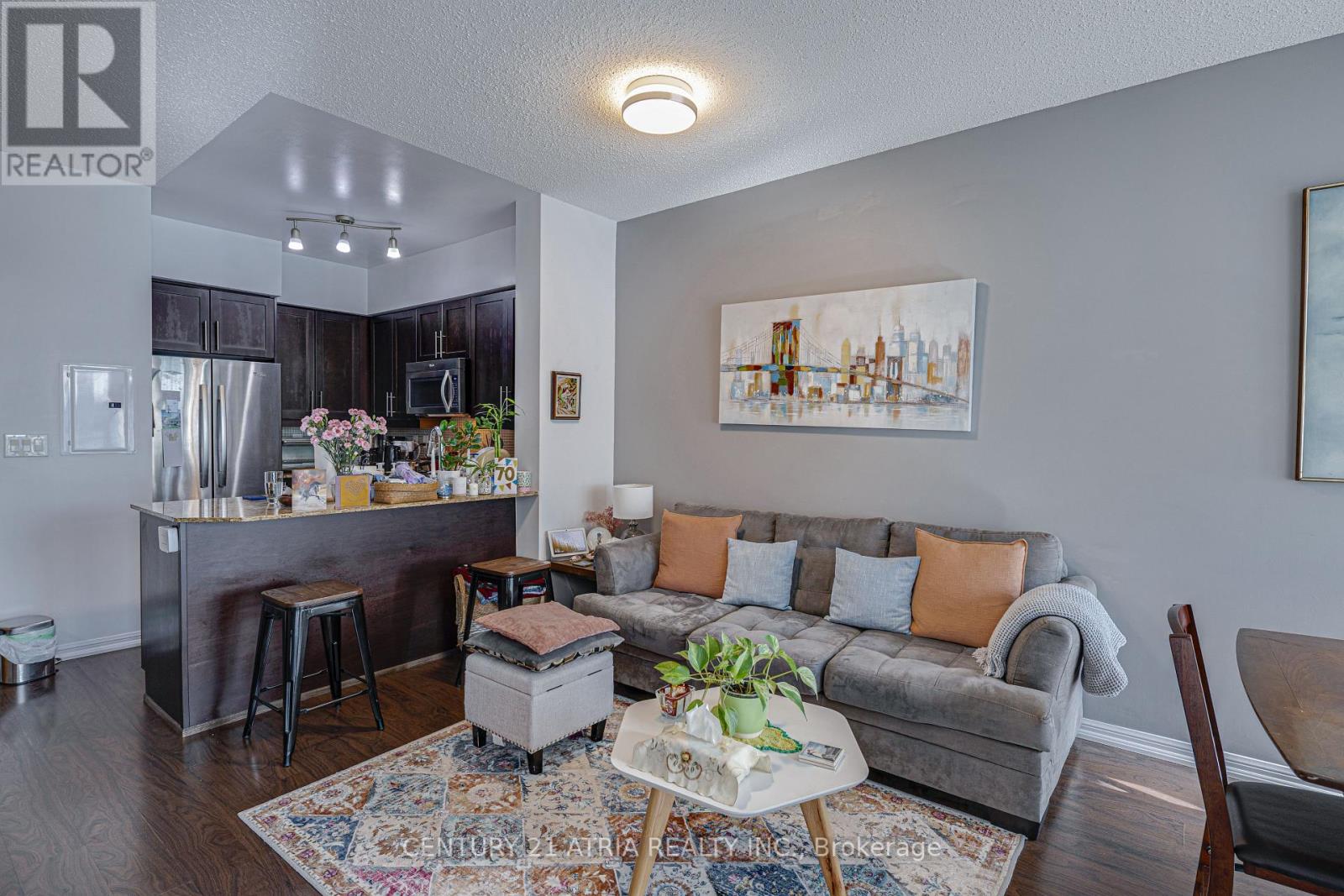 2504 - 125 WESTERN BATTERY ROAD|Toronto (Niagara), Ontario M6K3R8