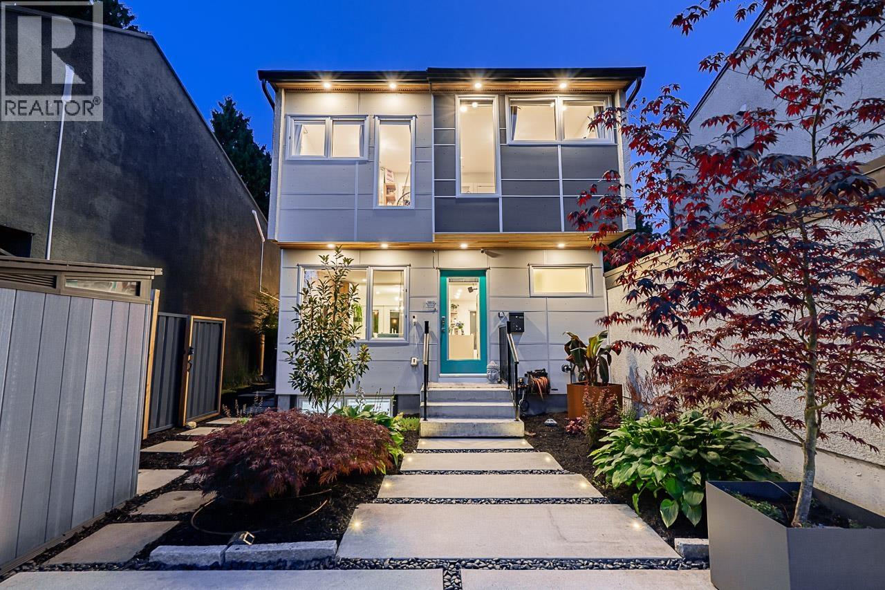 Property image for 3812 GARDEN GROVE DRIVE|Burnaby, British Columbia V5G4A7