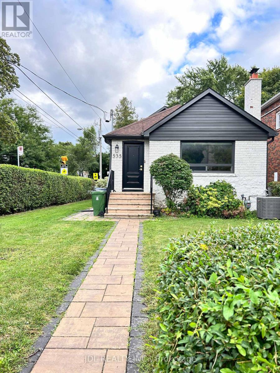 535 BROADWAY AVENUE|Toronto (Leaside), Ontario M4G2R7