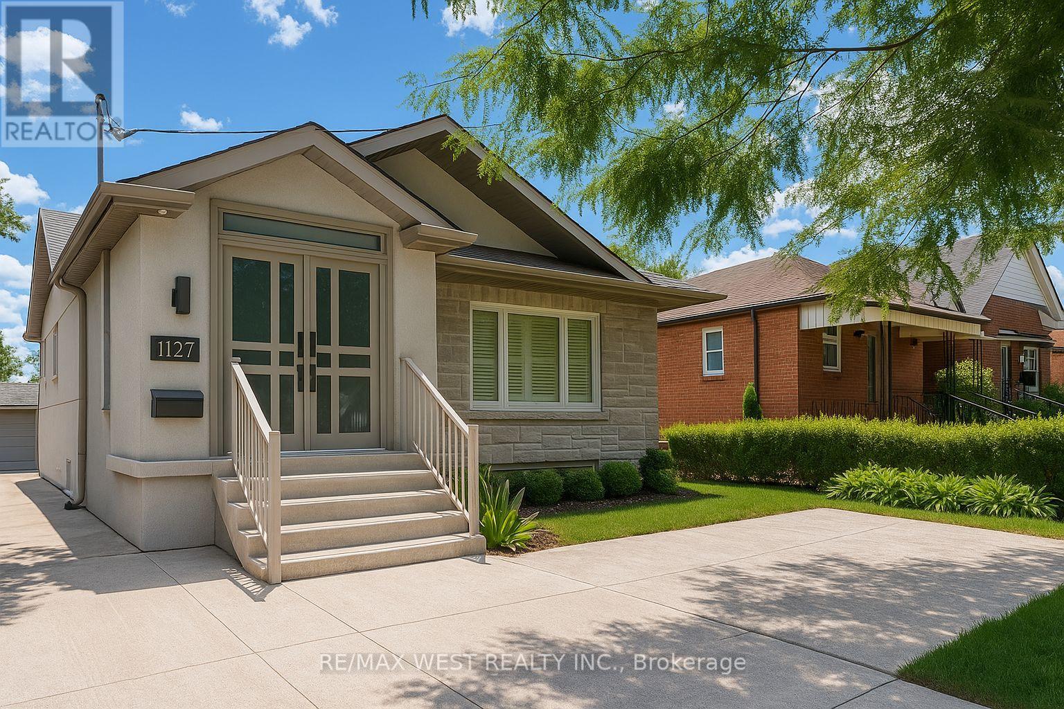 Property image for BSMT - 1127 ISLINGTON AVENUE|Toronto (Stonegate-Queensway), Ontario M8Z4S3