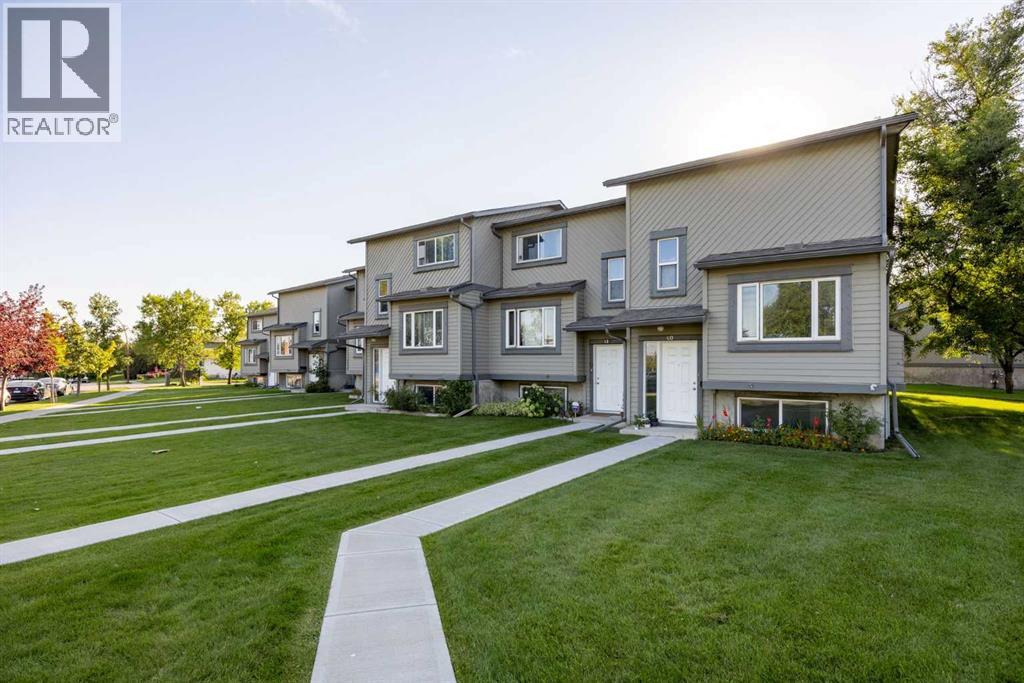 41, 12 Templewood Drive NE|Calgary, Alberta T1Y4G9