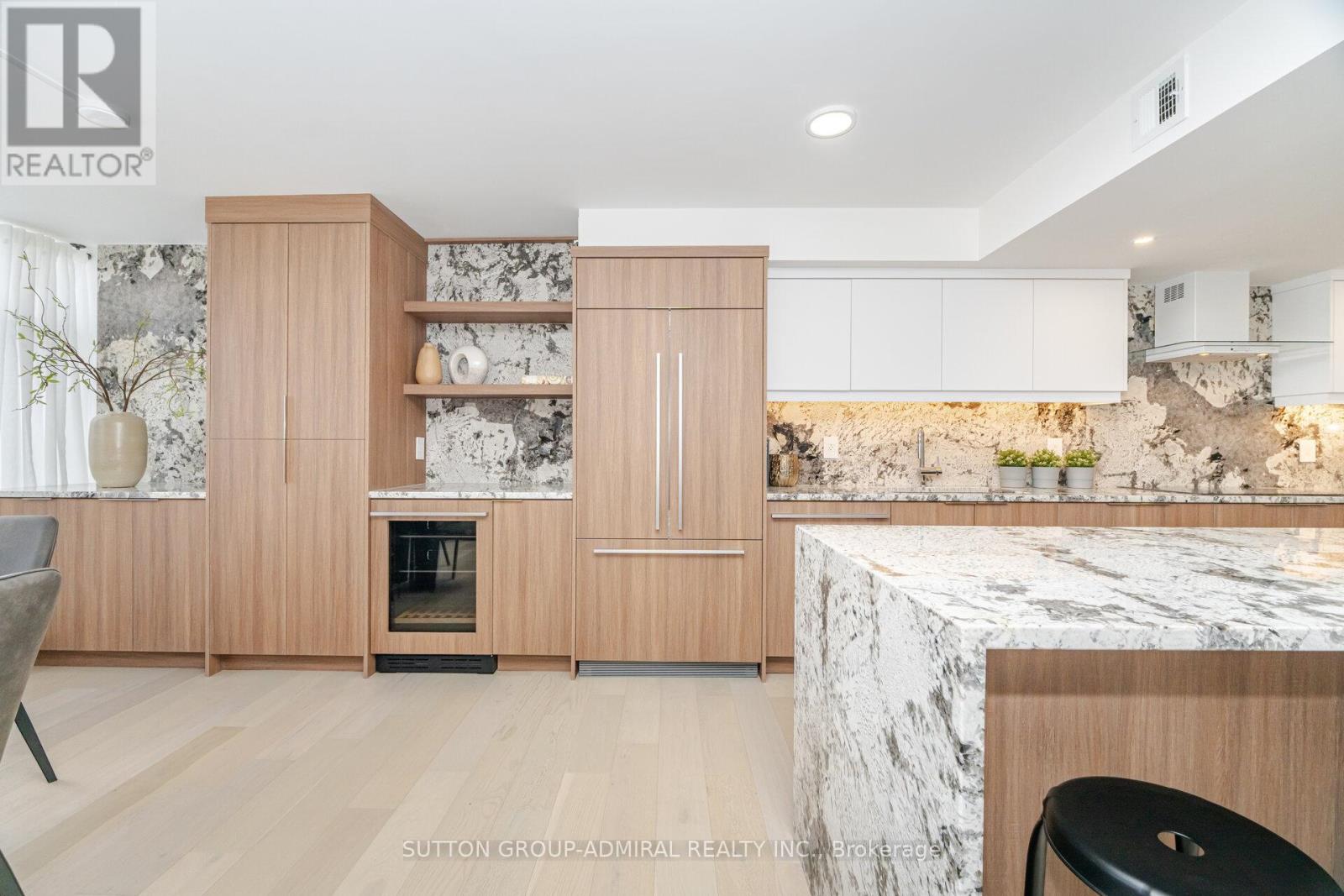 Property image for 902 - 900 YONGE STREET|Toronto (Annex), Ontario M4W3P5