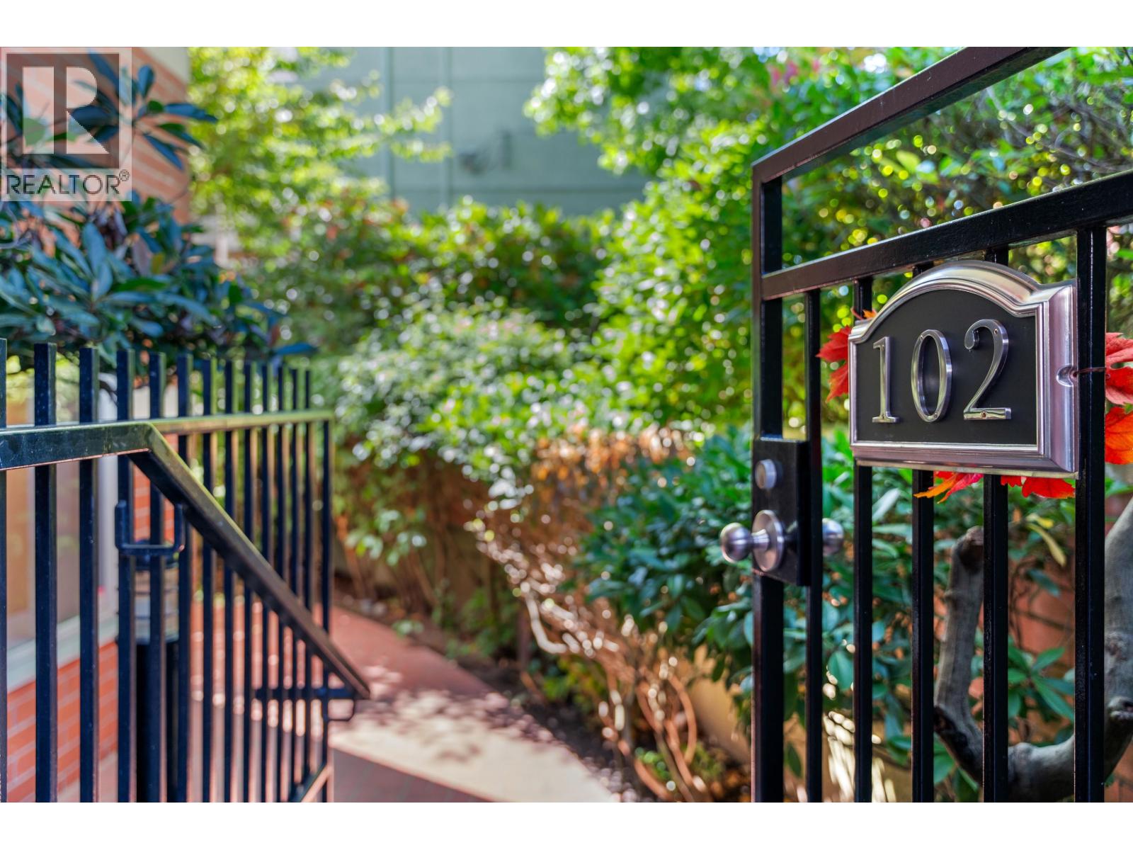 Property image for 102 2128 W 43RD AVENUE|Vancouver, British Columbia V6M2E1