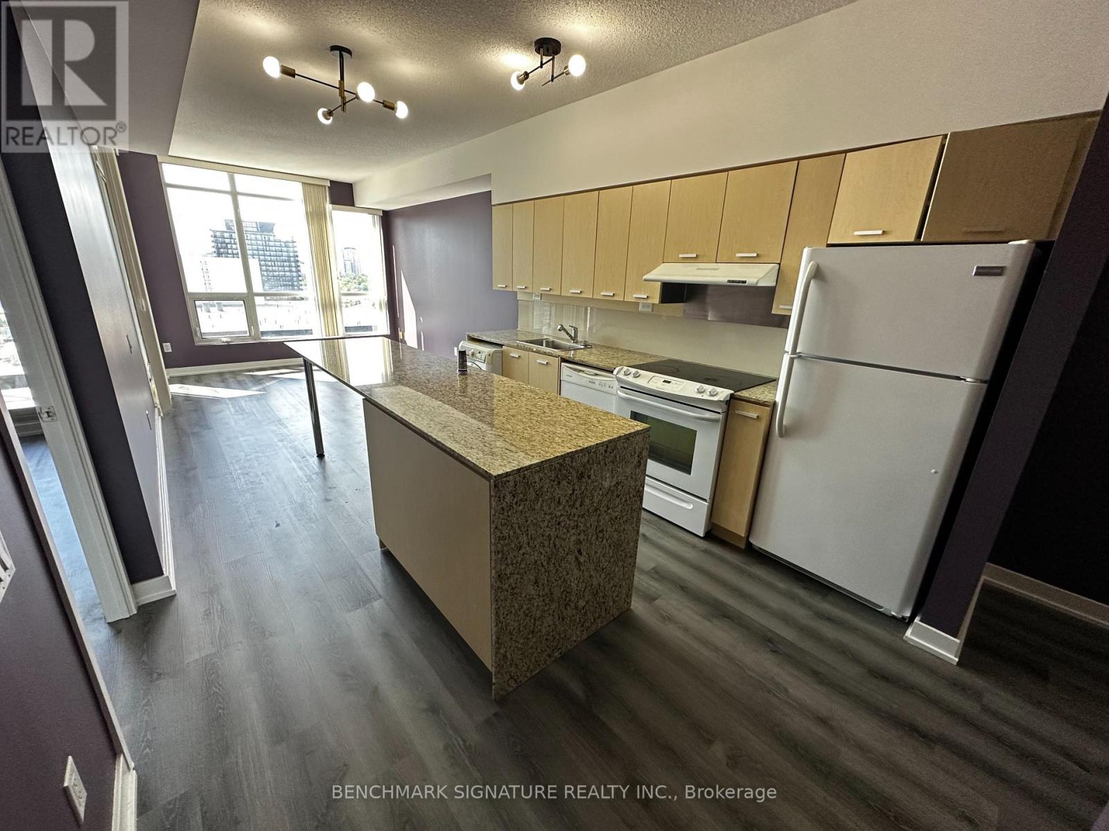 2203 - 29 SINGER COURT|Toronto (Bayview Village), Ontario M2K0B3