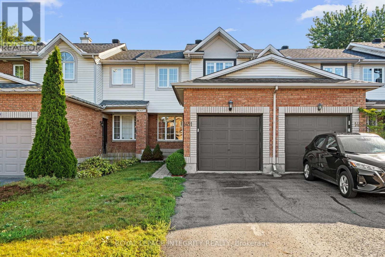 1451 BONNEVILLE CRESCENT|Ottawa, Ontario K1C7N2