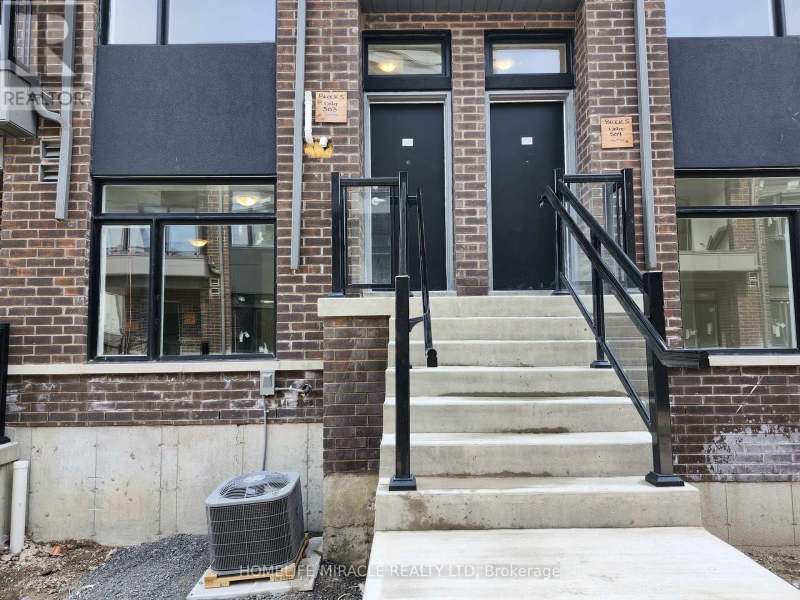 1302 - 1695 DERSAN STREET|Pickering (Duffin Heights), Ontario L1V2P8