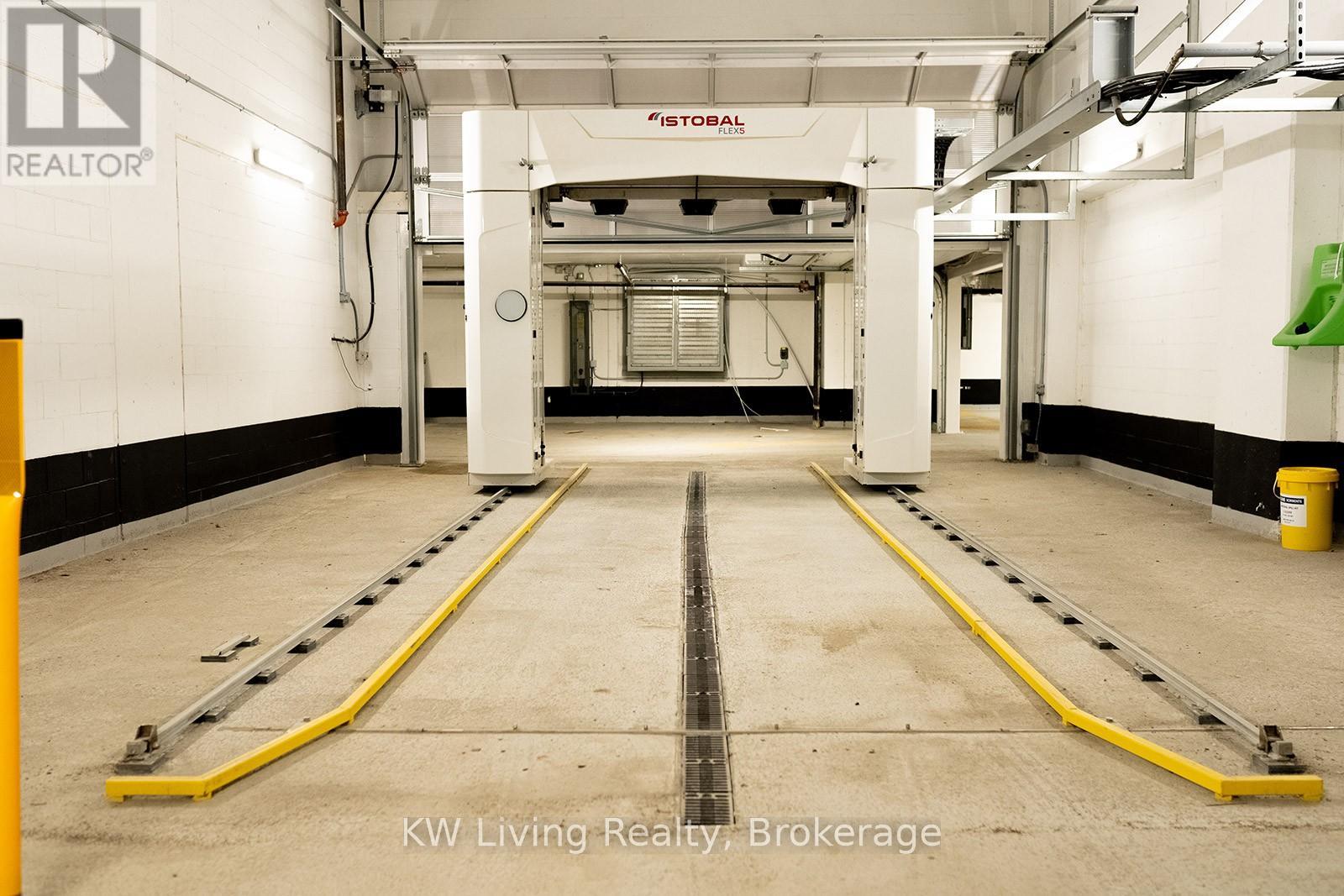 1003 - 85 MCMAHON DRIVE|Toronto (Bayview Village), Ontario M2K0H1