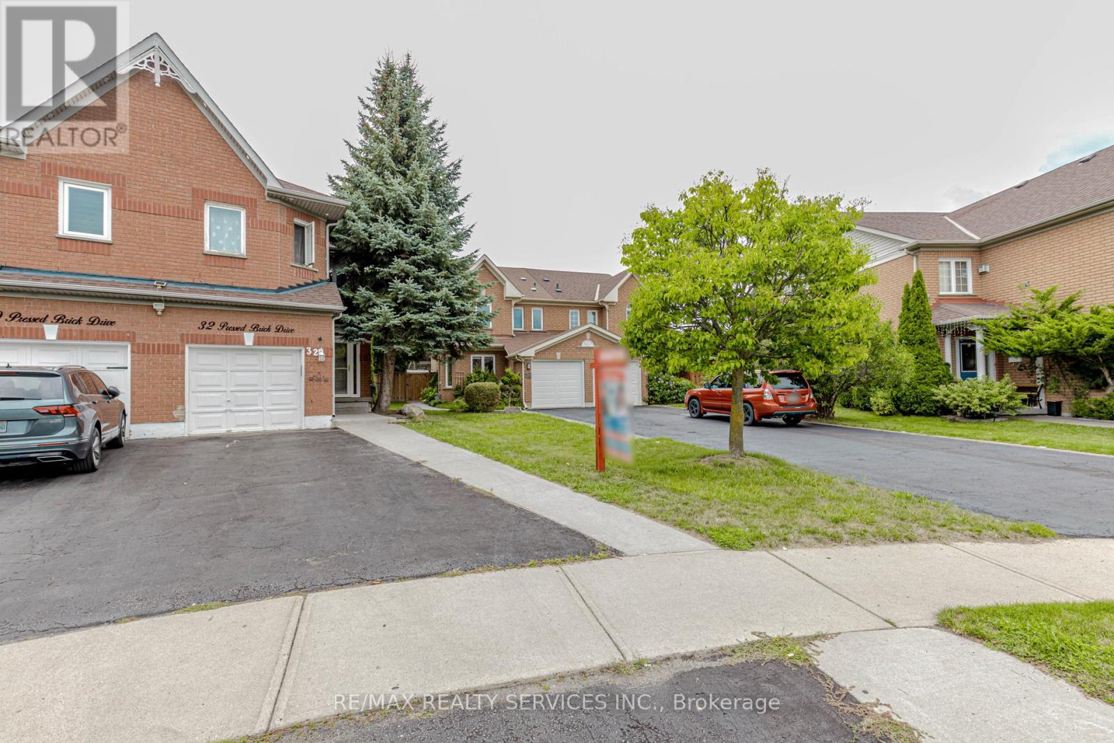 Property image for 32 PRESSED BRICK DRIVE|Brampton (Brampton North), Ontario L6V4K3