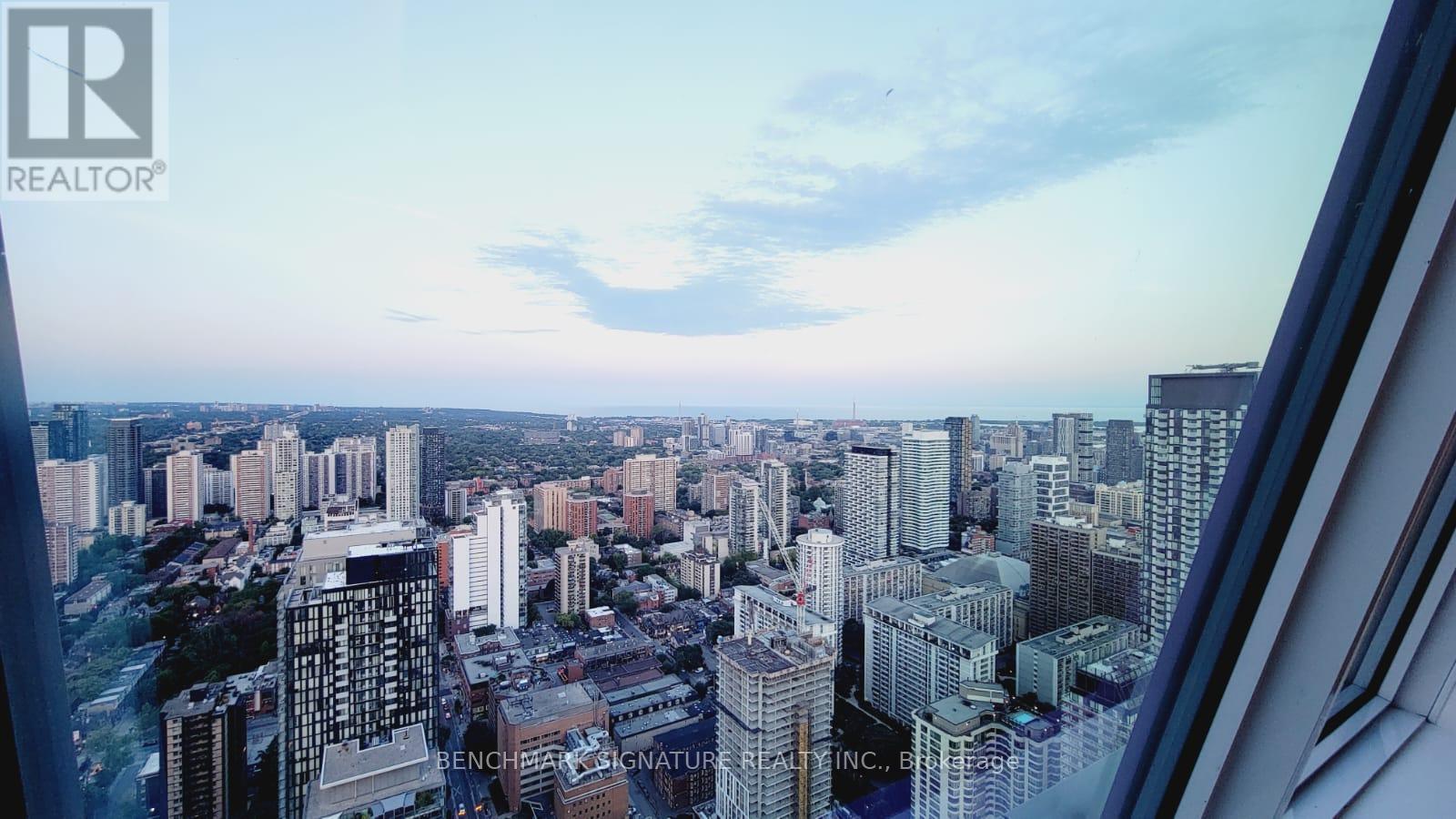 6007 - 8 WELLESLEY STREET W|Toronto (Bay Street Corridor), Ontario M4Y0J5