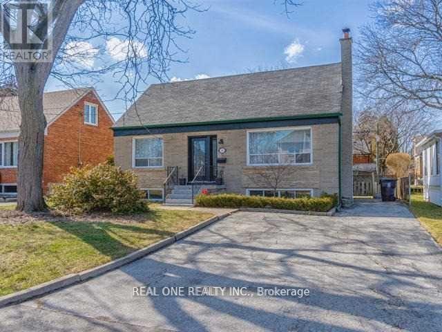 Property image for 34 VASSAR DRIVE|Toronto (Princess-Rosethorn), Ontario M9B5G1