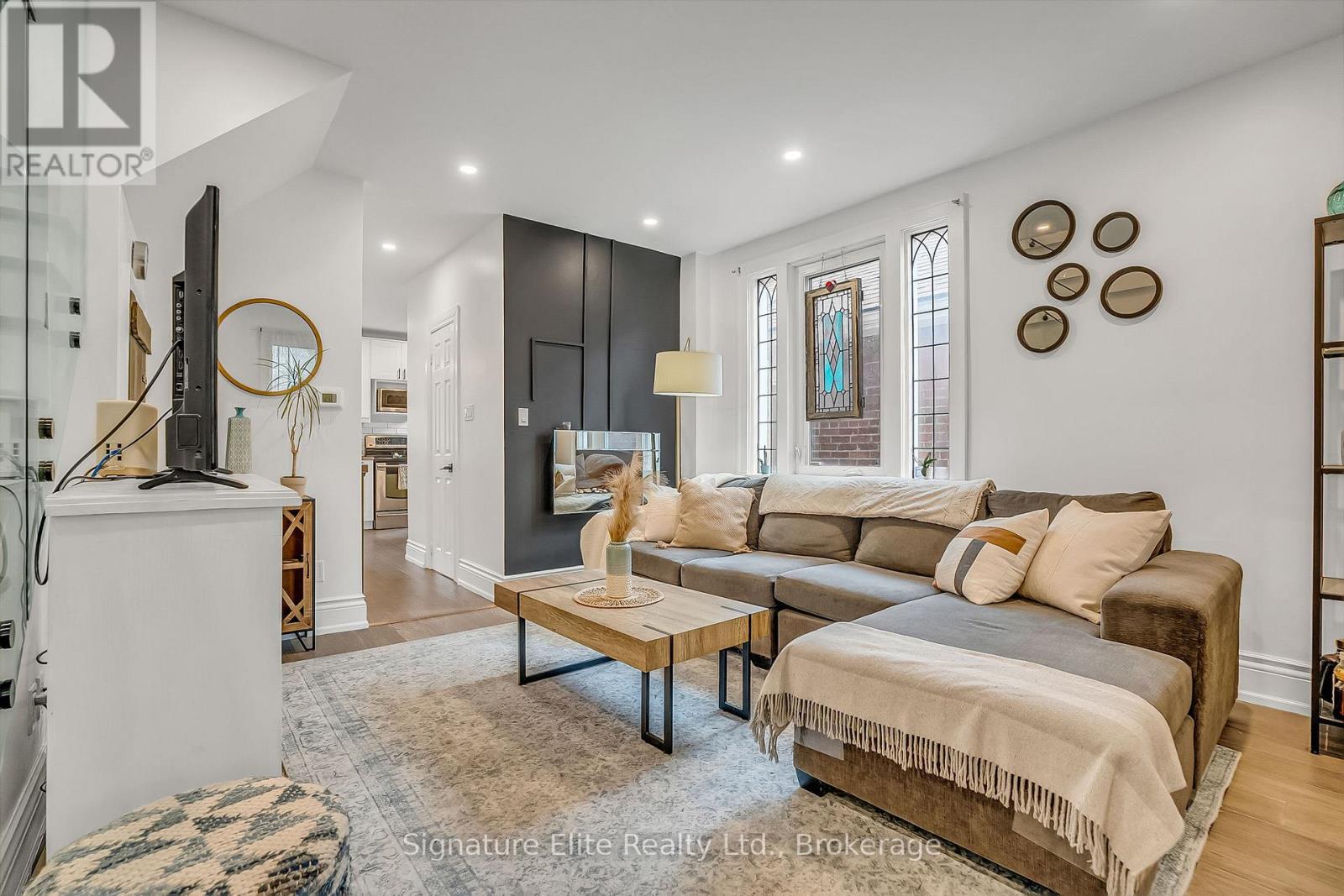 Property image for 184 SWANWICK AVENUE|Toronto (East End-Danforth), Ontario M4E2A6
