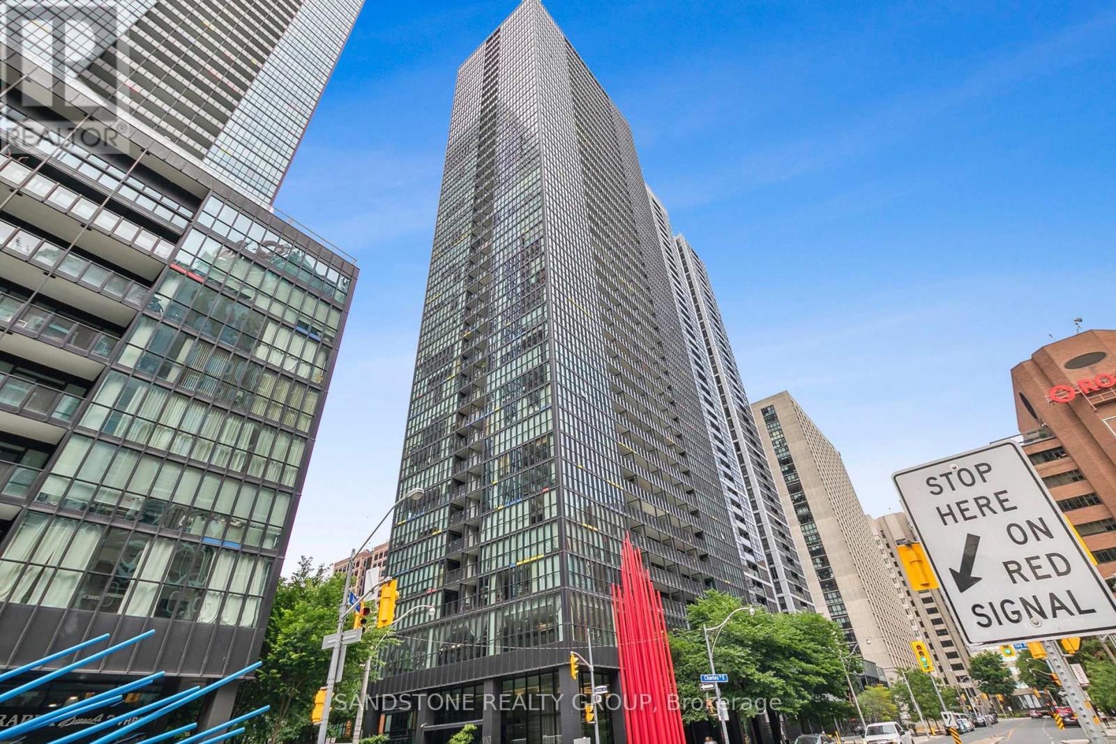 2604 - 110 CHARLES STREET E|Toronto (Church-Yonge Corridor), Ontario M4Y1T5