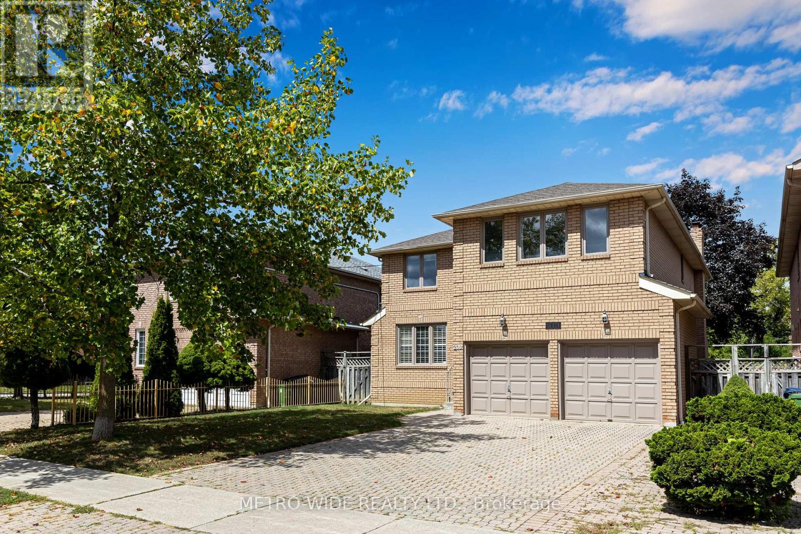 200 OLIVE AVENUE|Toronto (Willowdale East), Ontario M2N4P6