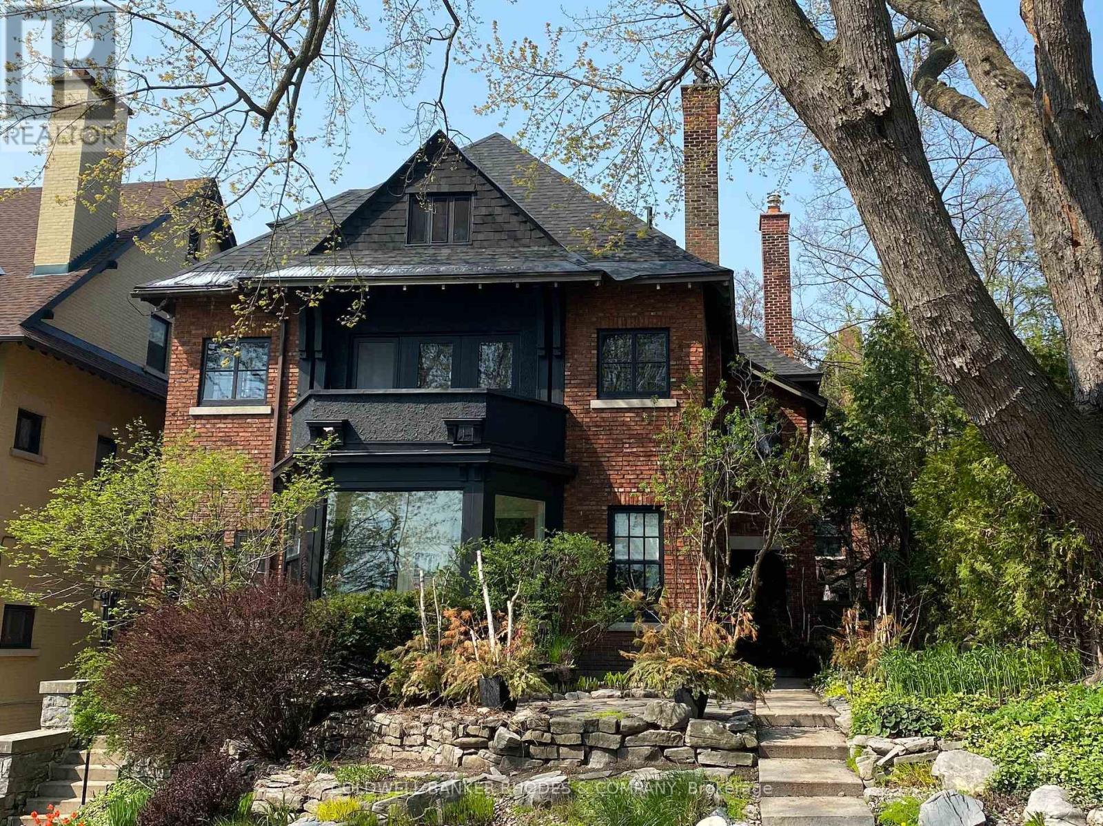 UNIT #1 ON 2ND FLOOR - 8 1/2 RANGE ROAD|Ottawa, Ontario K1N8J3