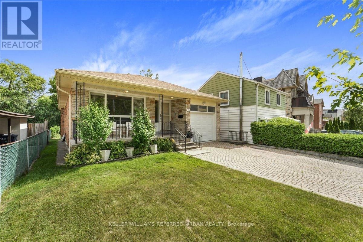 25 FARRELL AVENUE|Toronto (Willowdale West), Ontario M2R1C7