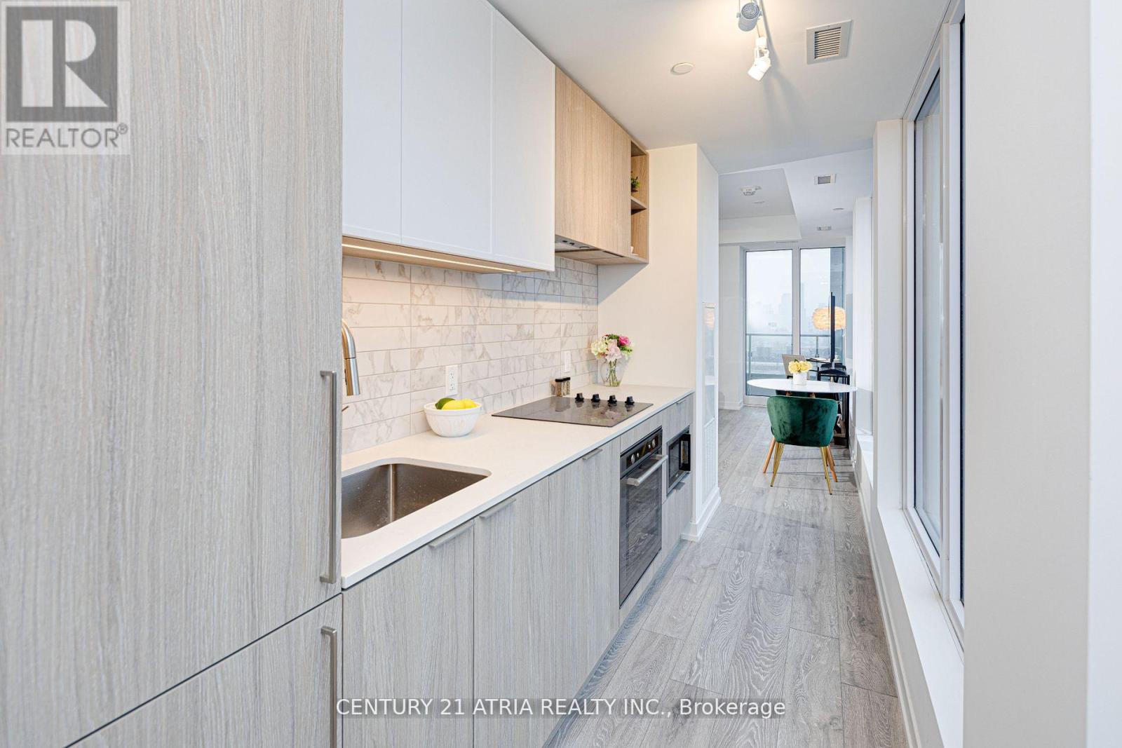 Property image for 1820 - 2020 BATHURST STREET|Toronto (Humewood-Cedarvale), Ontario M5P0A6