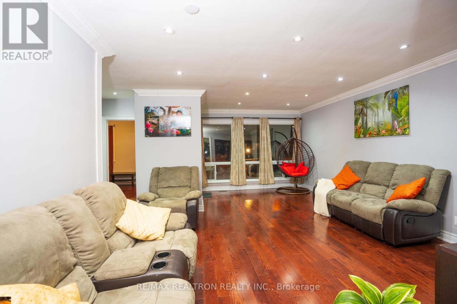 564 MCCOWAN ROAD|Toronto (Bendale), Ontario M1J1J8