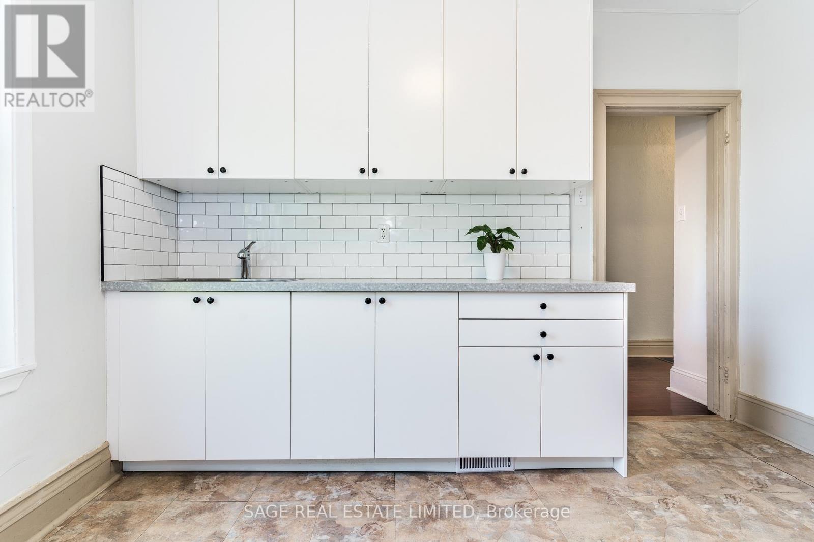 Property image for UNIT #2 - 124 MORRISON AVENUE|Toronto (Corso Italia-Davenport), Ontario M6E1M4