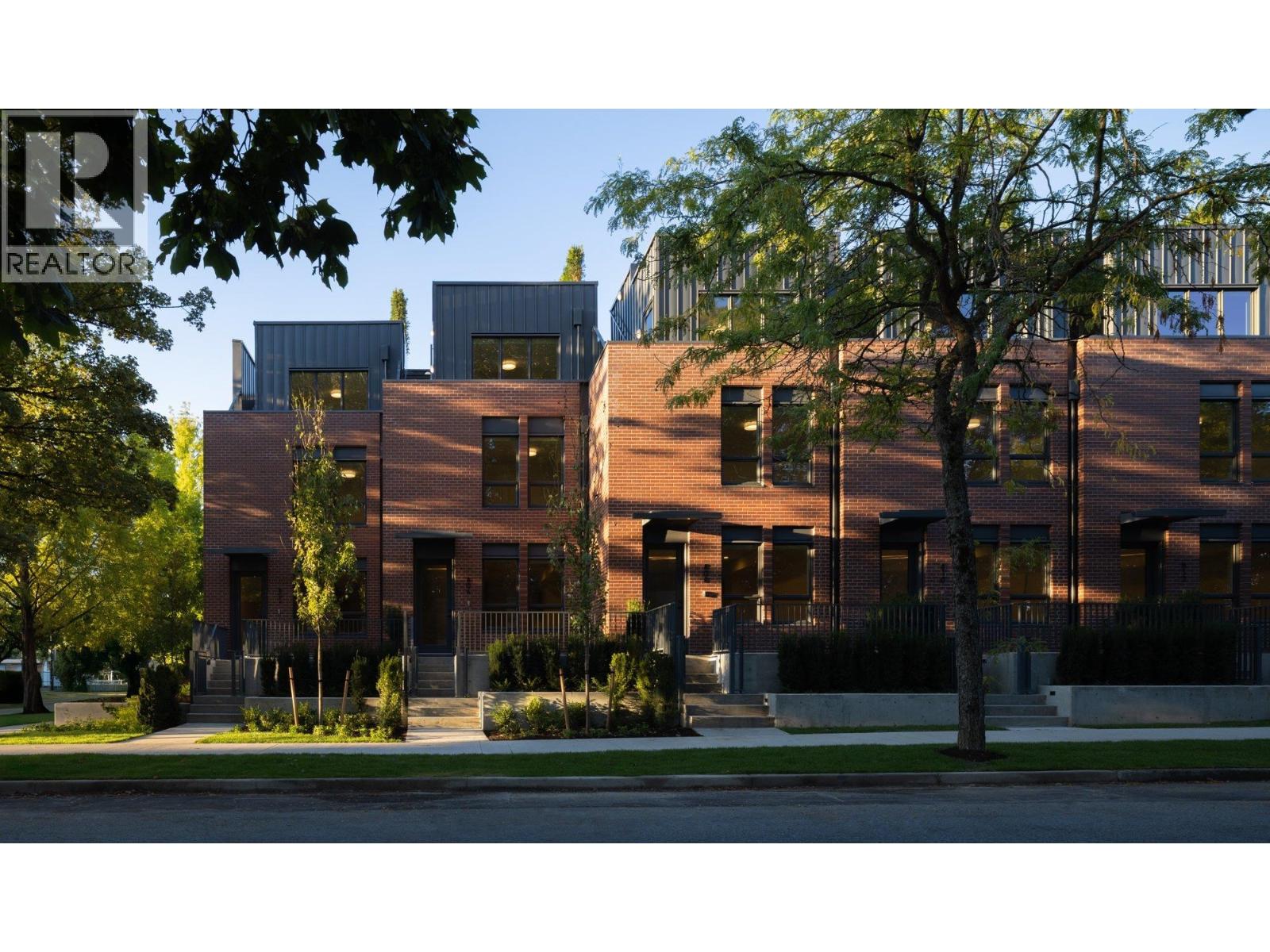 105 5381 WILLOW STREET|Vancouver, British Columbia V5Z3S2