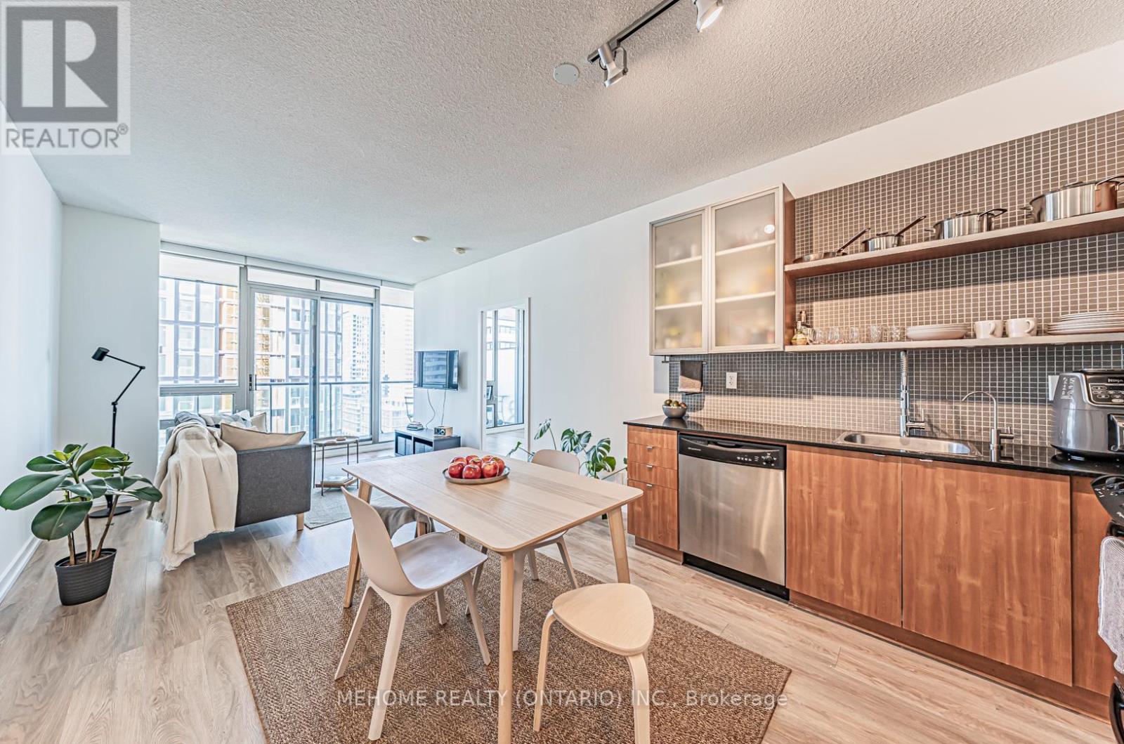 1704 - 33 LOMBARD STREET|Toronto (Church-Yonge Corridor), Ontario M5C3H8