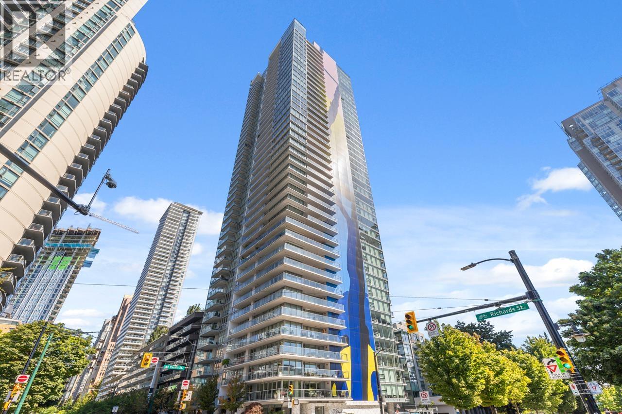201 499 PACIFIC STREET|Vancouver, British Columbia V6B0N4