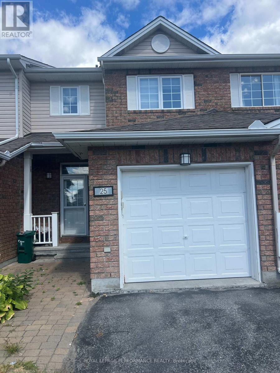 25 GRASSY PLAINS DRIVE E|Ottawa, Ontario K2M2P2