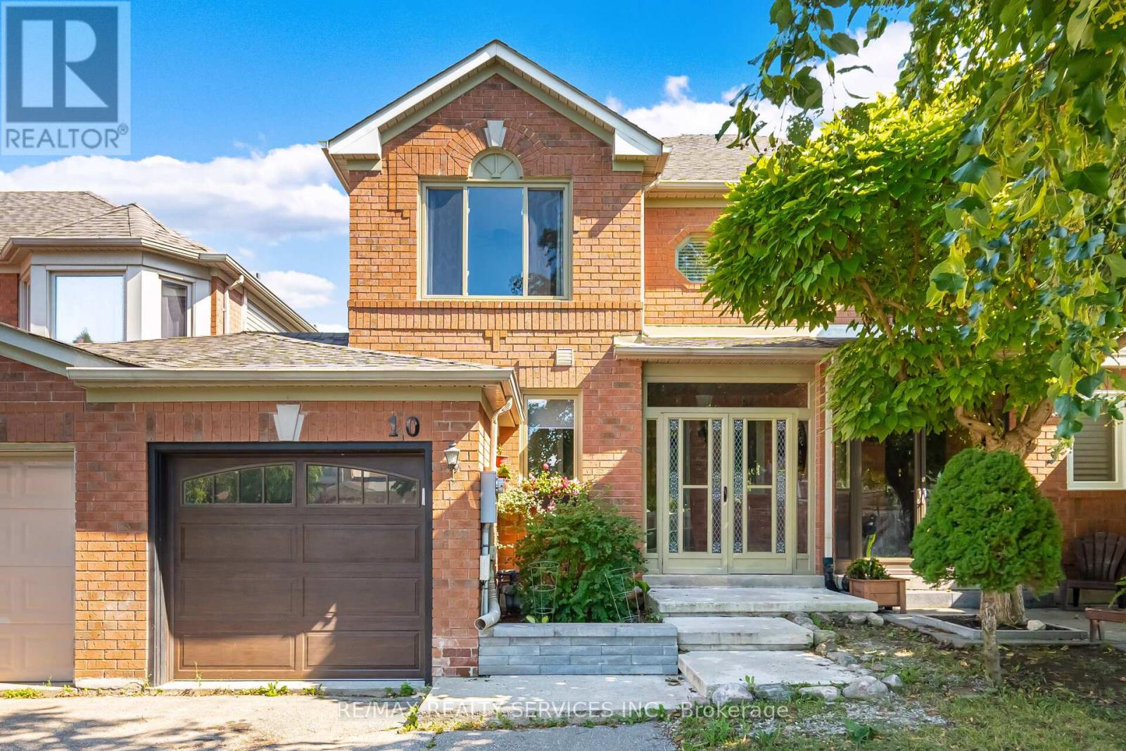 Property image for 10 DEER CREEK PLACE|Brampton (Heart Lake East), Ontario L6Z4T5