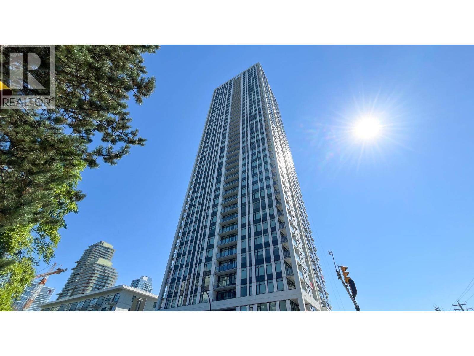 Property image for 2406 6468 WILLINGDON AVENUE|Burnaby, British Columbia V5H0L3