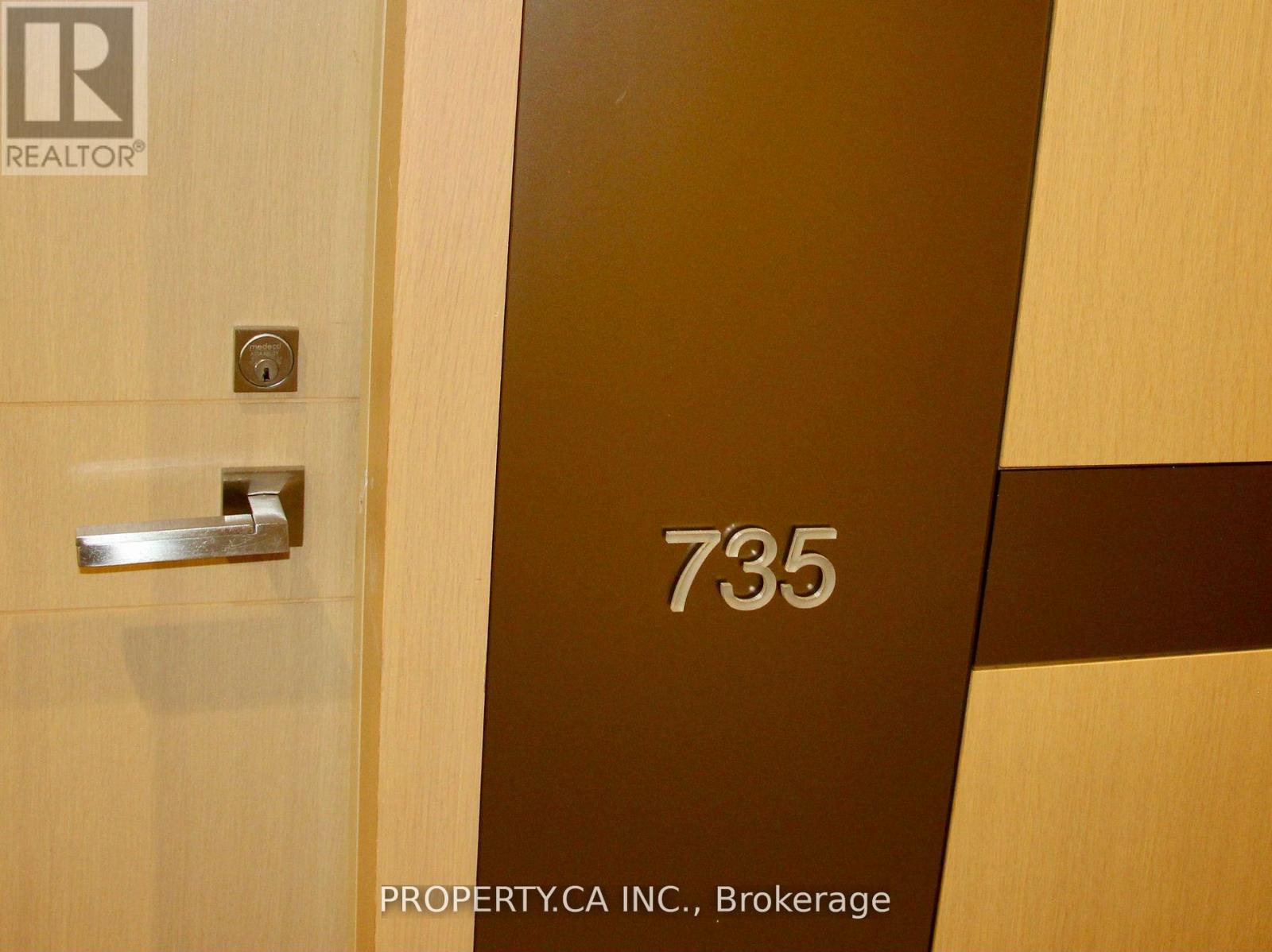 Property image for 735 - 39 QUEENS QUAY E|Toronto (Waterfront Communities), Ontario M5E0A5