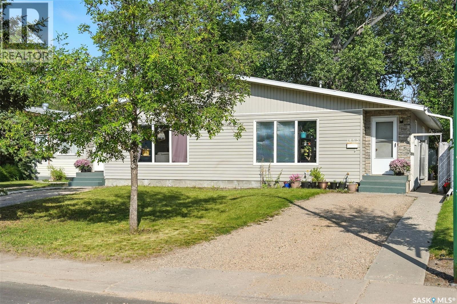 Property image for 1461-1463 EAST HEIGHTS|Saskatoon, Saskatchewan S7J3B2