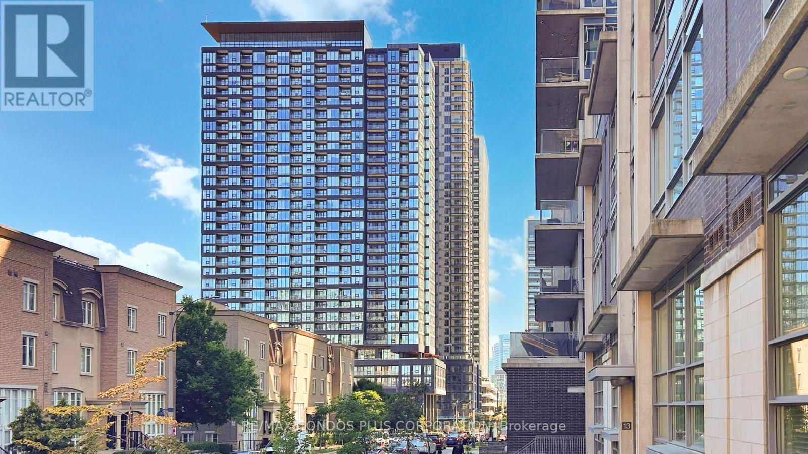 909 - 19 WESTERN BATTERY ROAD|Toronto (Niagara), Ontario M6K0E3